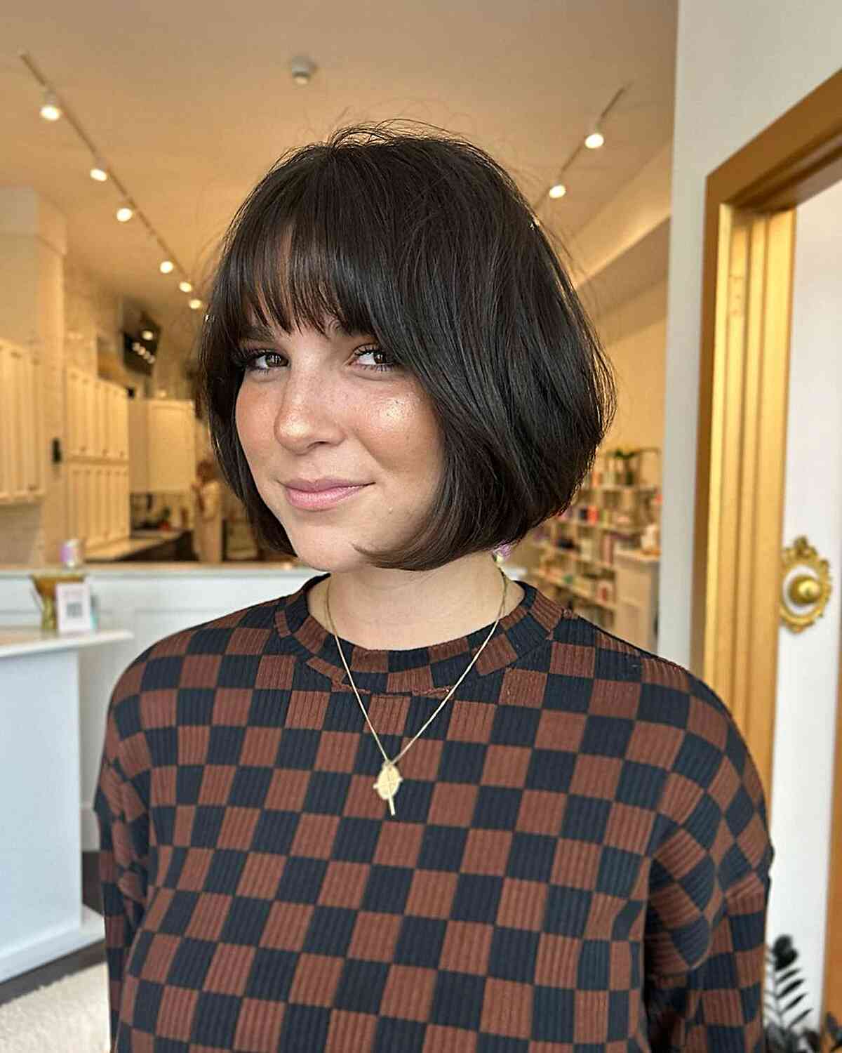 90s Soft Chin Bob with Fringe