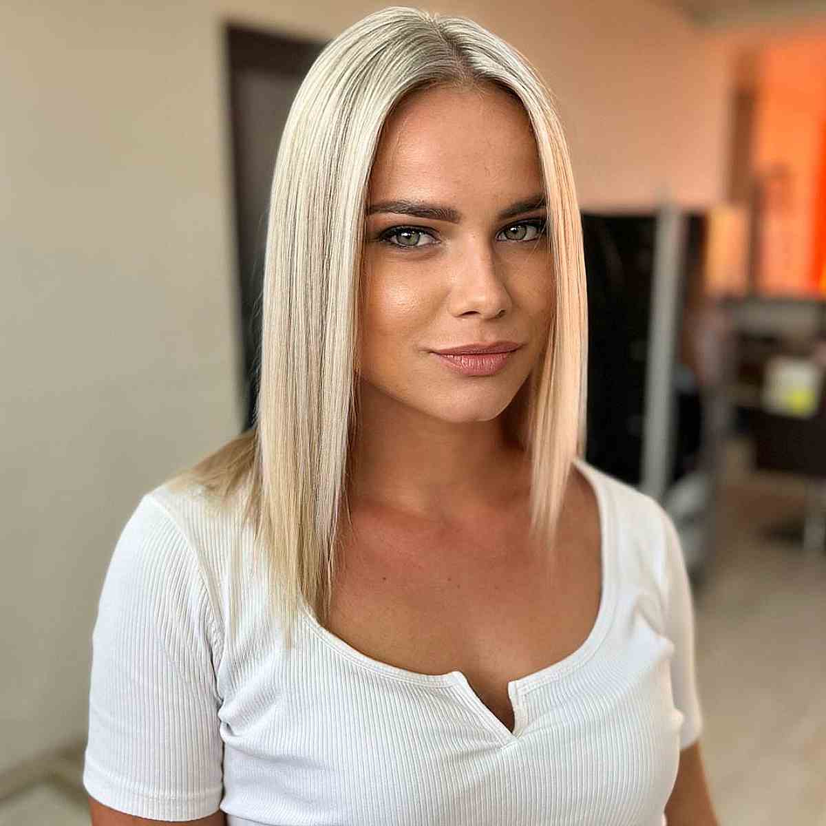 Blonde Straight Lob for Fine Hair