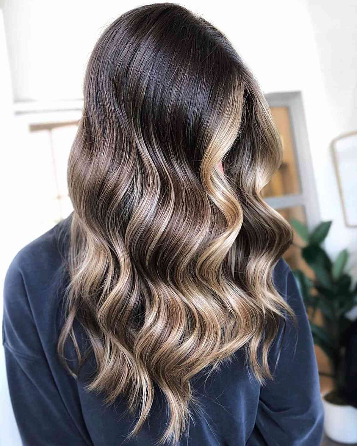 Dimensional Balayage for Teen Girls