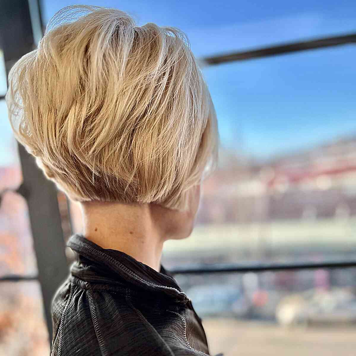 Maintaining an angled bob