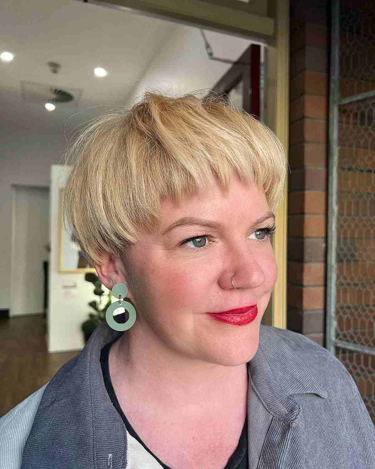 Trendy Pixie bowl cut