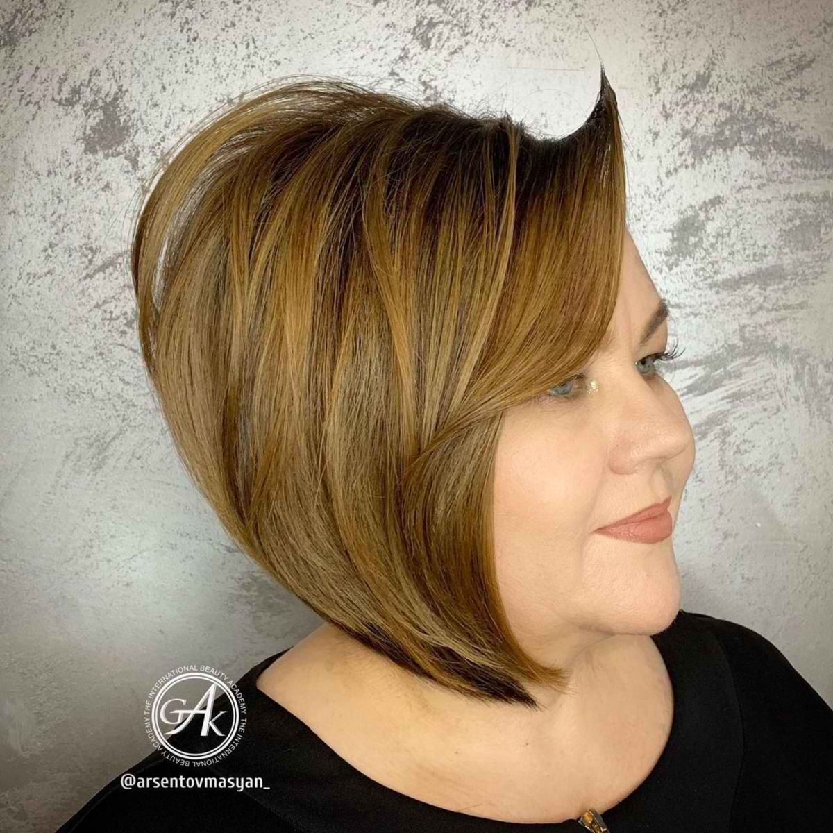 Soft and Slightly Graduated Bob